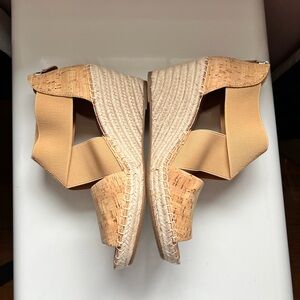 Gentle Souls By Kenneth‎ Cole Tan Cork Wedge Sandals